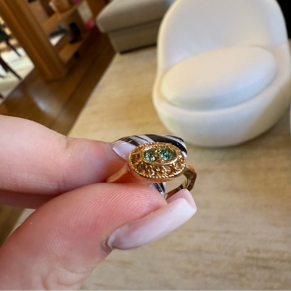 Green ruby ring - Picture 8 of 12